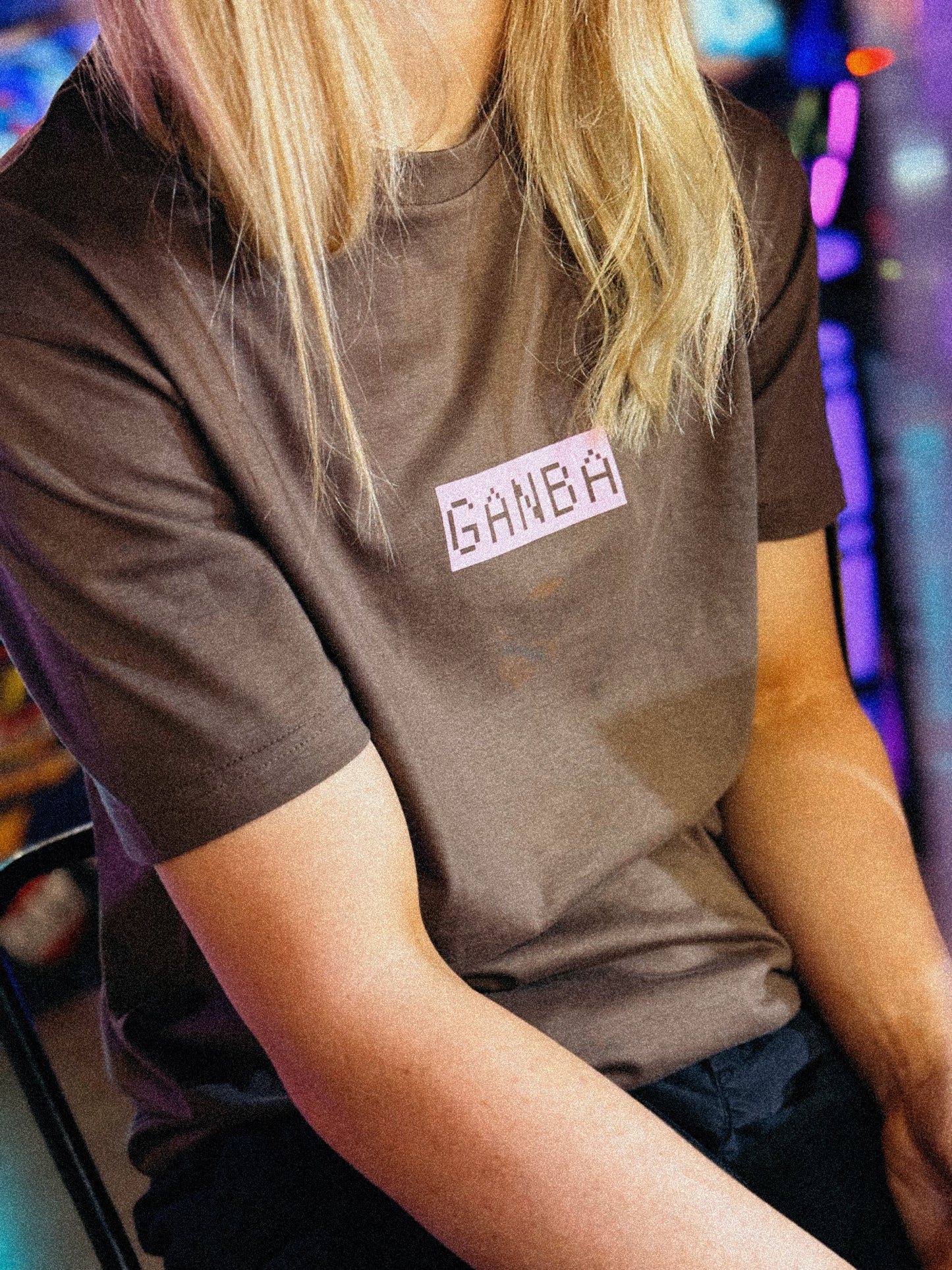 ‘Rose’ Tee Brown/Pink