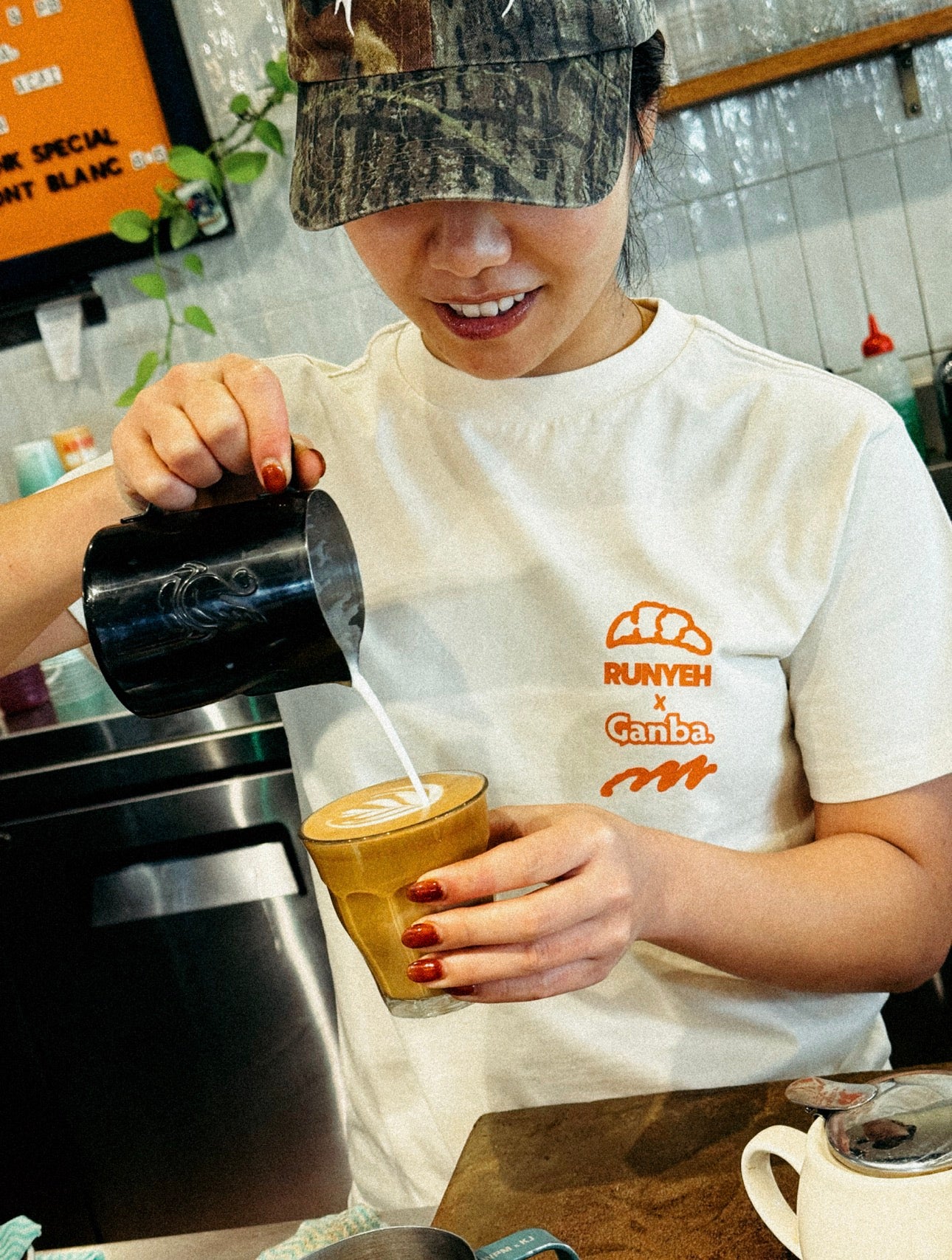 Ganba x Runyeh Tee Ecru